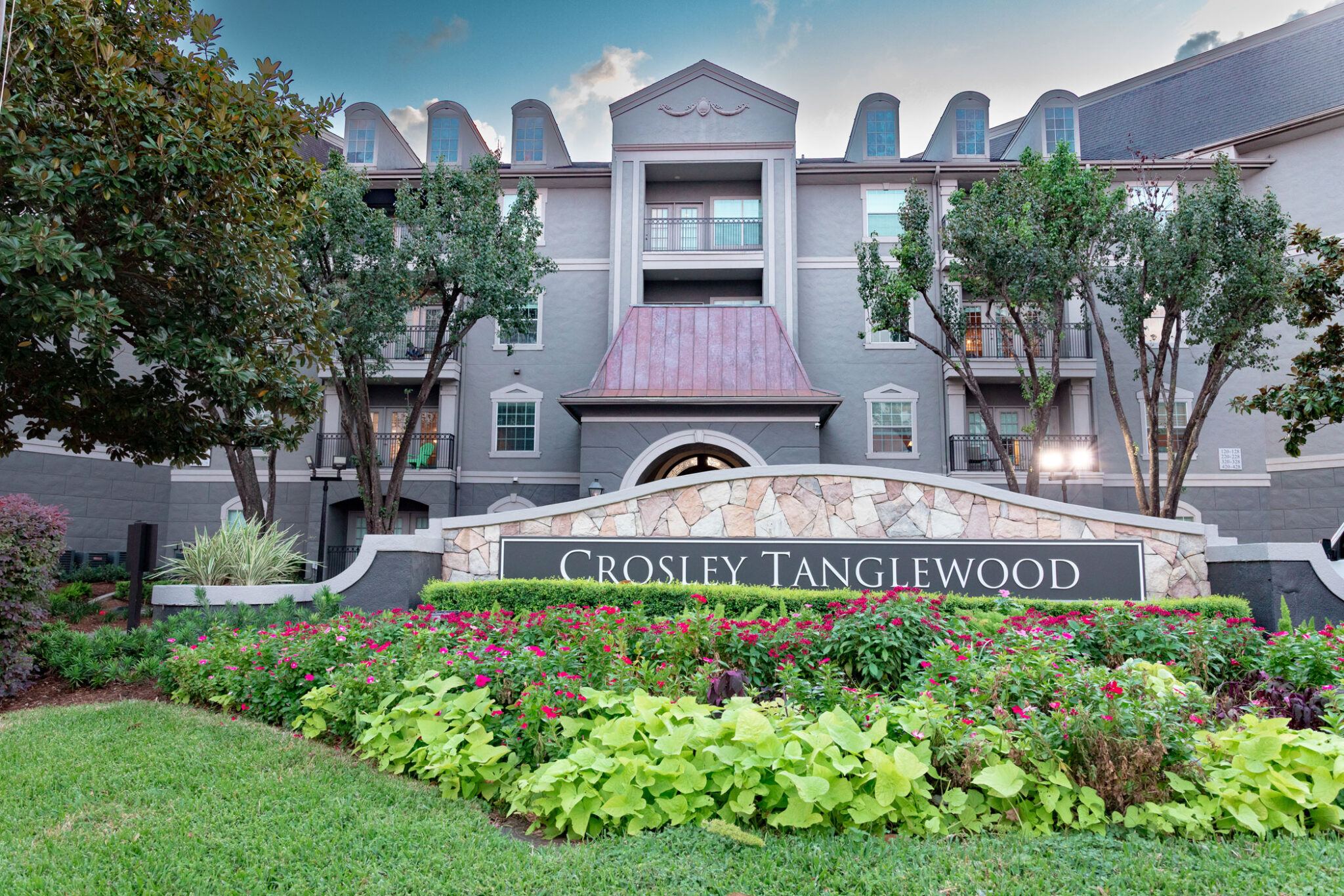 Croley-monument-sign-and-front-entrance